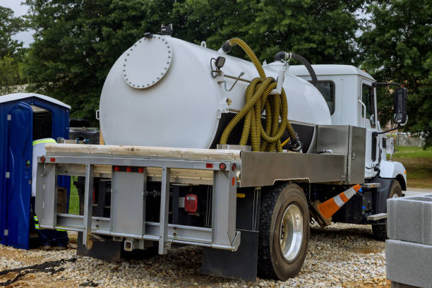 Portable Toilet Options We Offer in Point Clear, AL